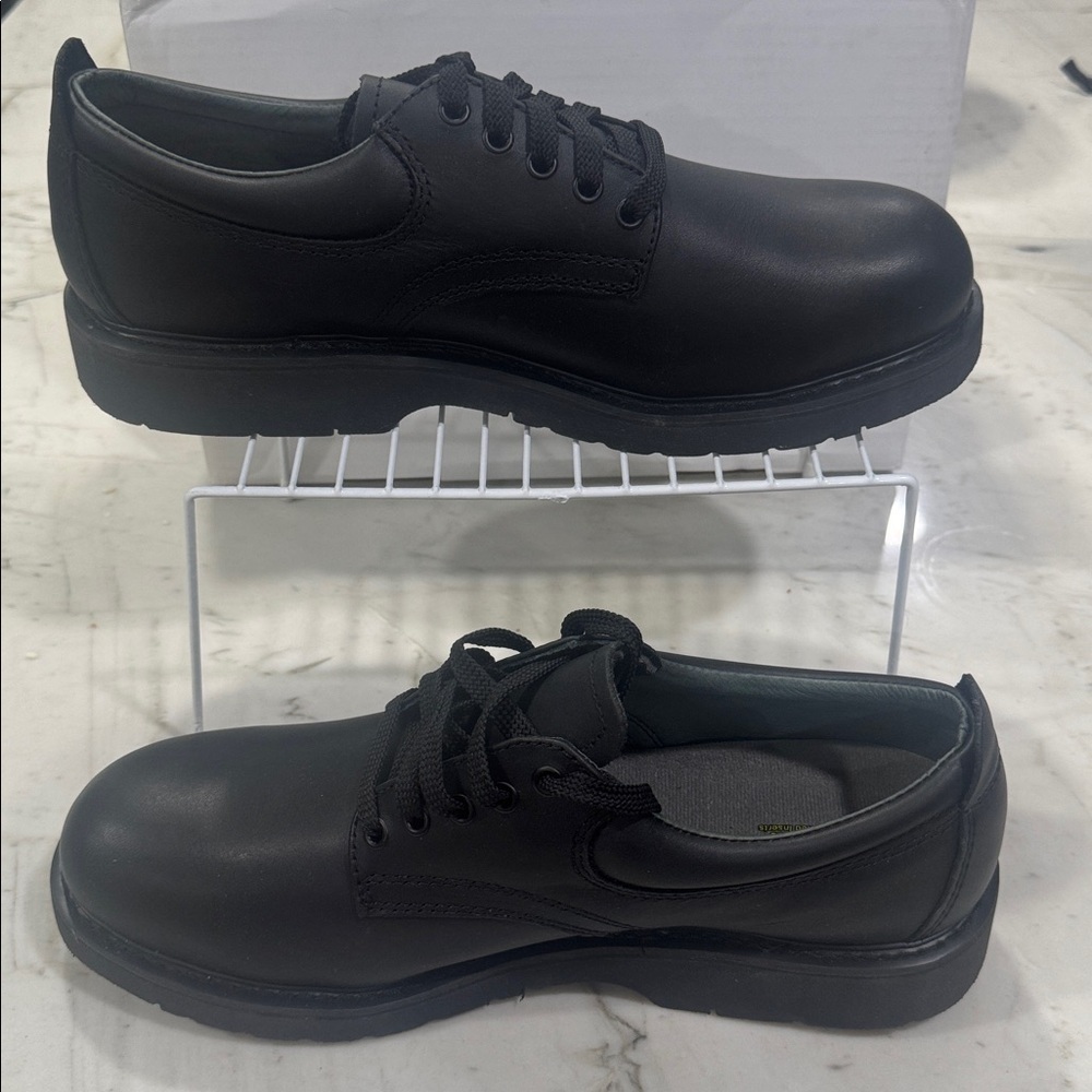 Footonic  oil resistant , non marking Black Leather Mens Athletic size 12 E3